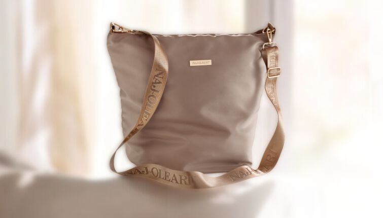 <b>💕 Happy Women's Day!</b>