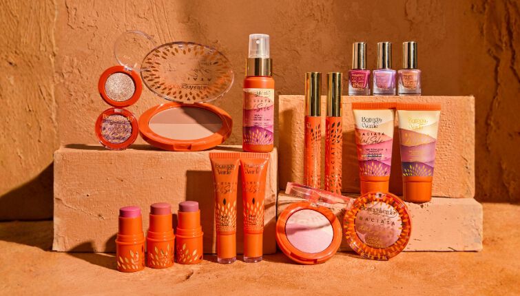 MAKE-UP THAT LIGHTS UP YOUR FACE