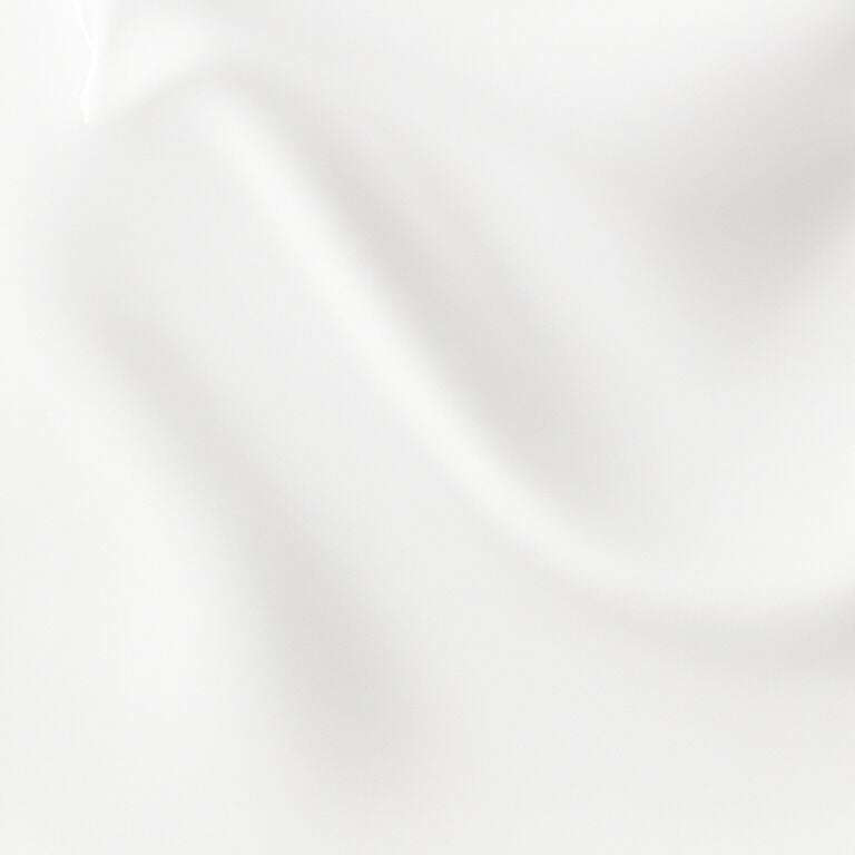 <p align="center" style="line-height:18px; color: #000000;"><strong>LA TUA PELLE PREMIA✨  </strong><br><span style="font-size:18px;"><br></span><br><br><p align="center" style="line-height:20px;"><span style="font-size:16px;color: #000000;"><B>Fai il test della pelle</B>: acquista almeno 2 prodotti consigliati  e ricevi 5&euro; di buono sconto, se prendi almeno 3 prodotti avrai un buono sconto di 10&euro;<br></span></p><br><div style="text-align: center;">
<button style="background-color: #000000; color: white; border: none; border-radius: 10px; padding: 10px 40px; font-size: 14px; font-weight: bold;">FAI IL TEST &rsaquo;</button>
</div></span> <br> </p>

