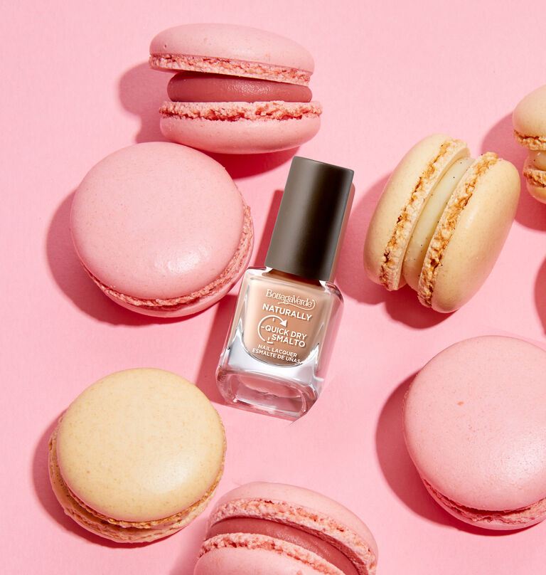 1. Color Pantone 2024: Un Tocco di Dolcezza 🍑
