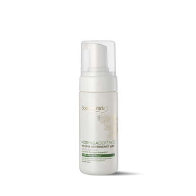 MORINGADEFENCE - Mousse detergente viso, detox, delicata, con olio di Moringa e Oxygeskin® -  tutti i tipi di pelle - età 40+