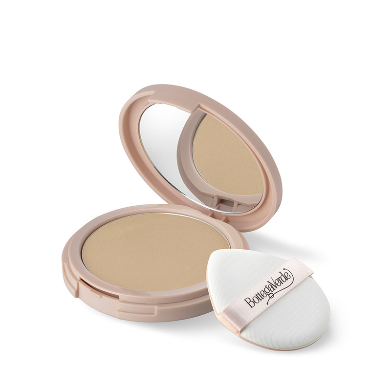 Image of Bottega Verde d'Amore d'Accordo - Fondotinta compatto wet & dry con Niacinamide ed estratto di Ginger - mandorla013