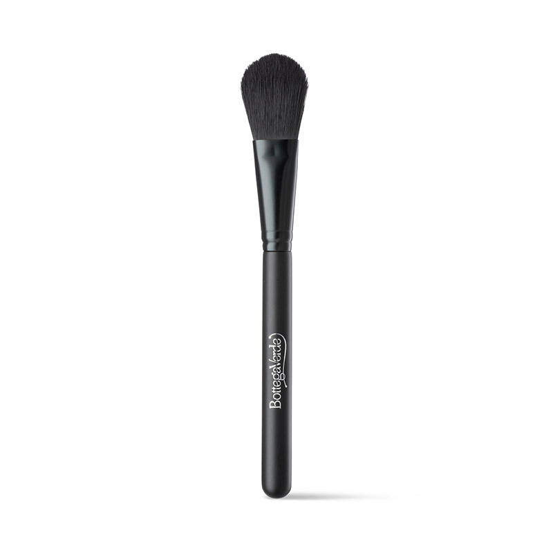 Flat foundation brush