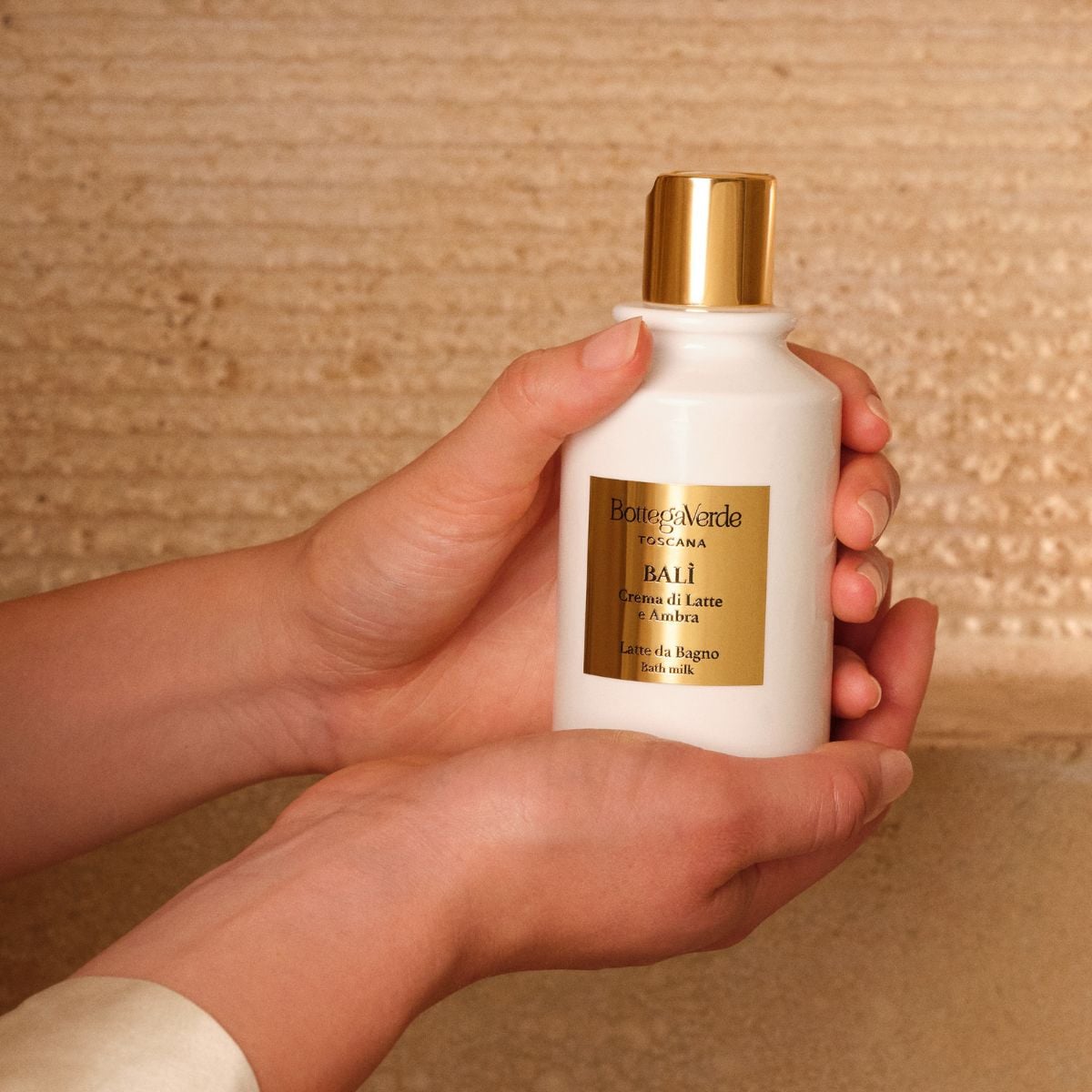 Bal&igrave; - MILK CREAM AND AMBER - Bath milk (250 ml)