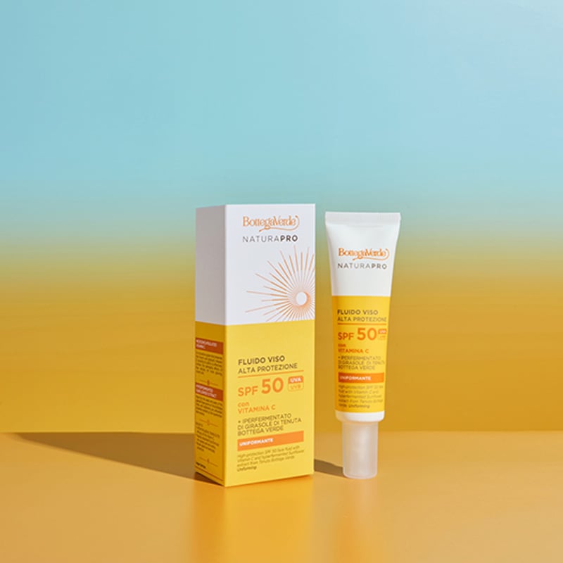 Fluido viso alta protezione SPF 50 - con Vitamina C e iperfermentato di Girasole di Tenuta Bottega Verde. Uniformante - tutti i tipi di pelle